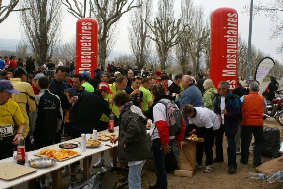 Le meilleur moment du coureur: un buffet très bien garni Le meilleur moment du coureur: un buffet très bien garni